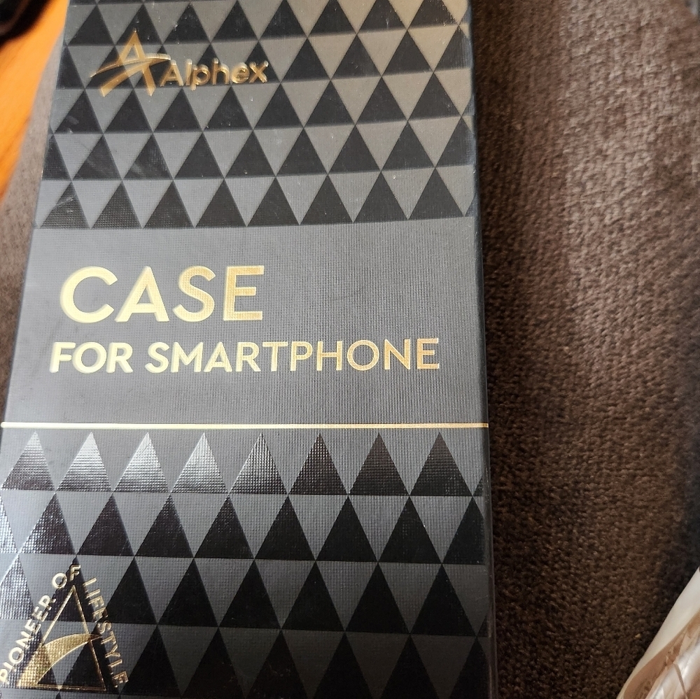 iPhone 14 Case with stand